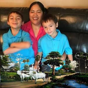 Meet your Posher, Alma